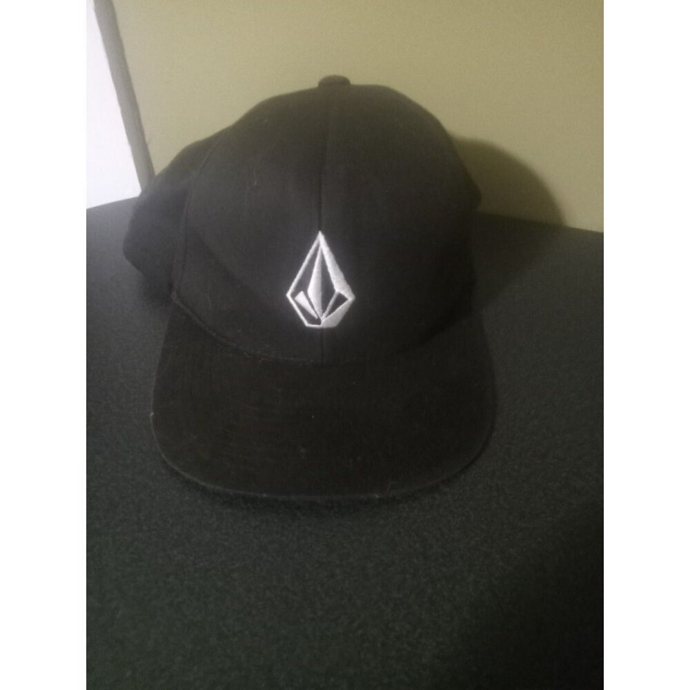 Volcom Black Snapback Hat – Diamond Logo – Skateboard Retro Dad Cap
